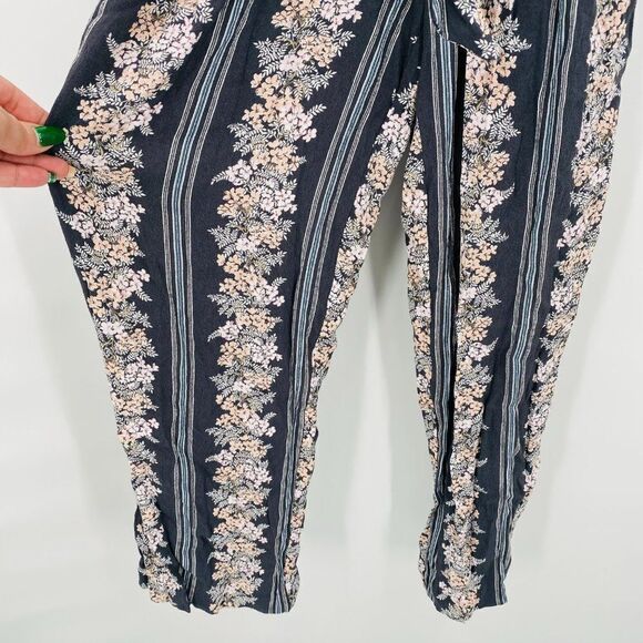 LOFT Size Small Gray Striped Floral V Neck Tie Waist Wide Leg Jumpsuit - Picture 8 of 12